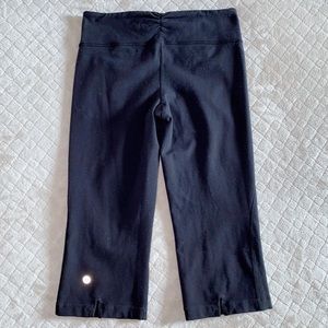 Lululemon Capri wide leg leggings